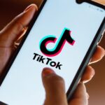 TikTok’s AI-powered Creative Assistant is now available directly in Adobe Express - Guide